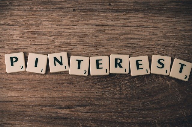 Op deze foto zie je pinterest, een platform waar veel dropshippers adverteren