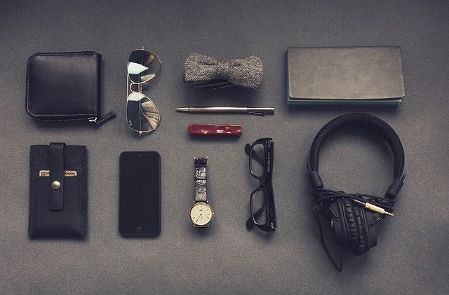 Op deze foto zie je low en high ticket dropshipping producten
