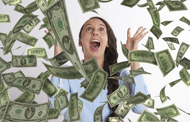 Op deze foto zie je geld, dropshipping kan financiële vrijheid geven